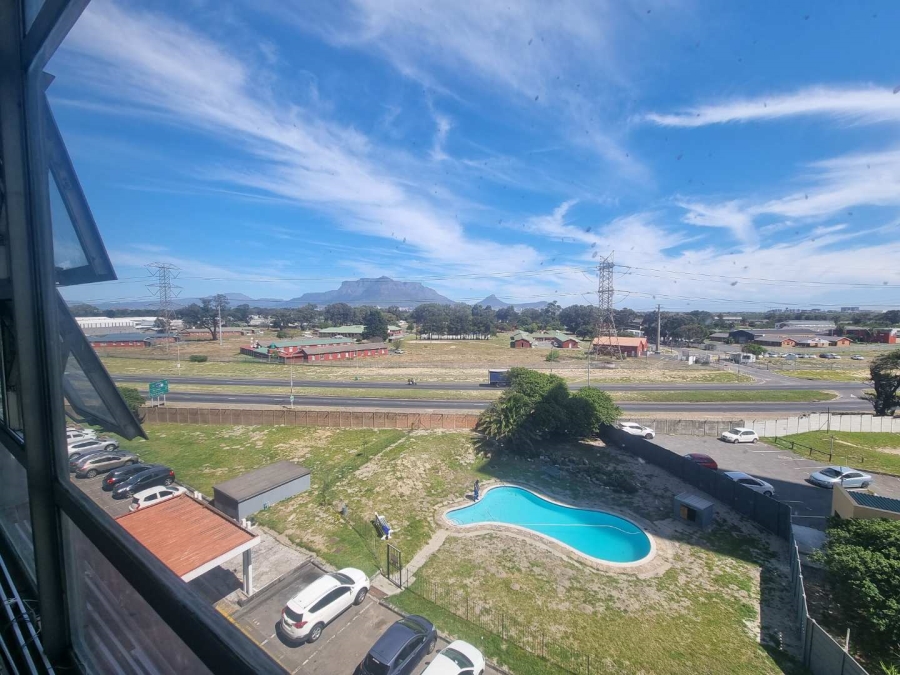 To Let 2 Bedroom Property for Rent in Townsend Estate Western Cape